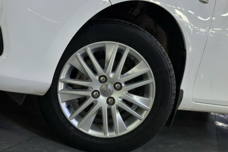 Used Toyota Vios 2014 1.3L Automatic Standard Edition Exterior 4