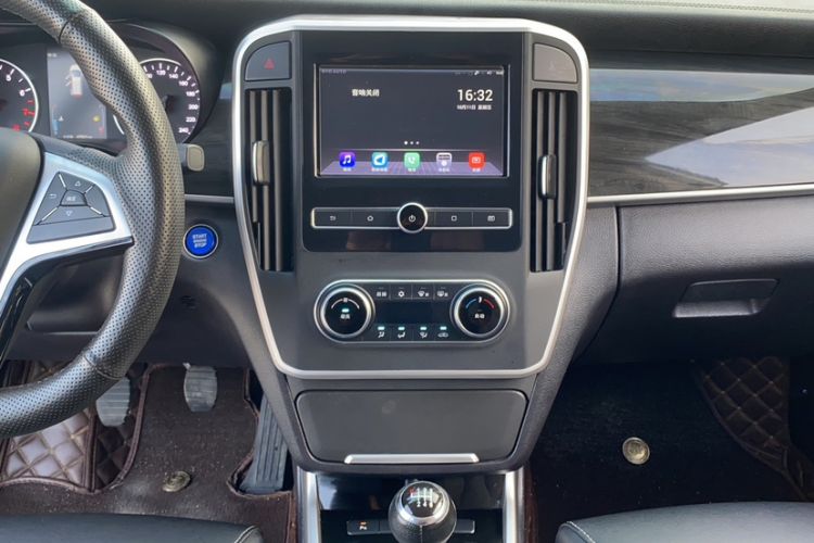 Used BYD Song MAX 2017 1.5T Manual Smart Connect Luxury 7-Seater