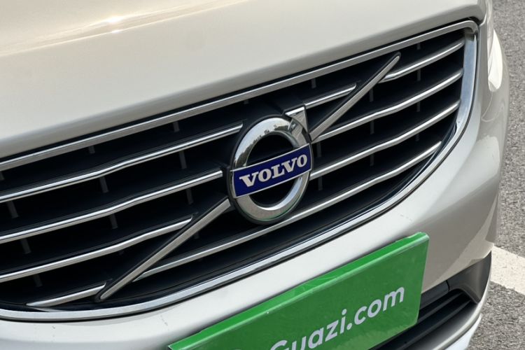 Used Volvo XC60 2017 T5 Smart Upgrade Edition