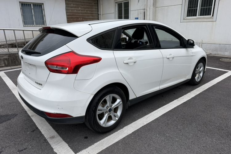 Used Ford Focus 2018 Hatchback Classic 1.6L Automatic Comfort Plus SmartDrive Edition