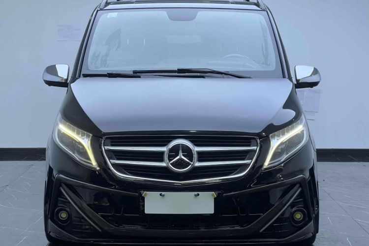 Used Mercedes-Benz V-Class 
