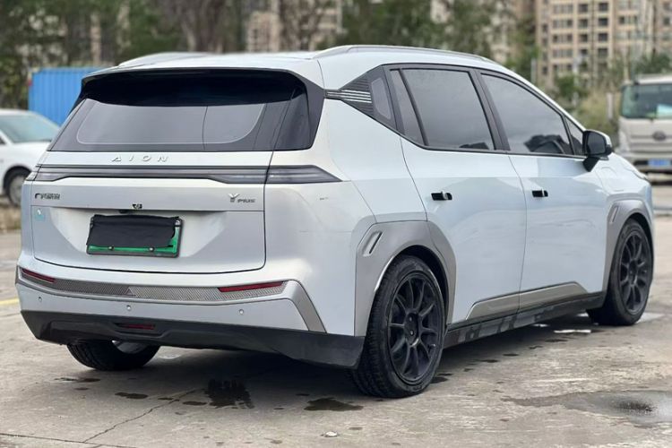 Used AION Y 2023 Younger
