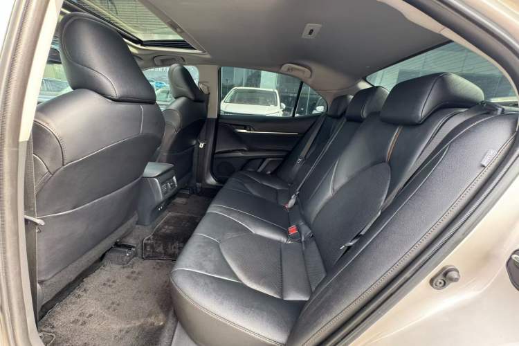 Used Toyota Camry 2019 2.0G Luxury Edition China V Standard
