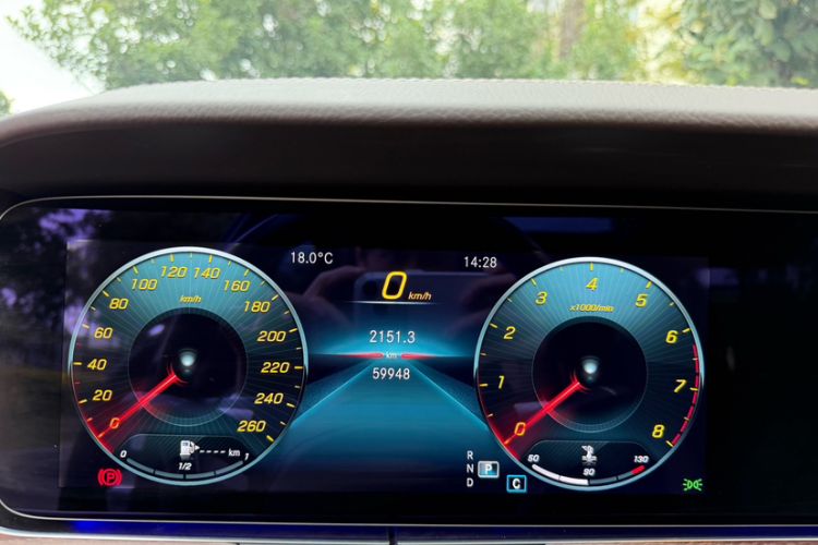 Used Mercedes-Benz E-Class 2023 Updated E 300 L Fashion Edition
