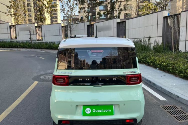Used Wuling Hongguang MINIEV 2021 Macaron Premium Model – Lithium Iron Phosphate