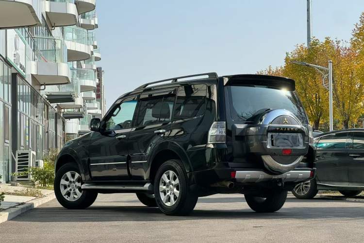 Used Mitsubishi Pajero (Import) 2016 3.0L Automatic Prestige Version China IV Standard
