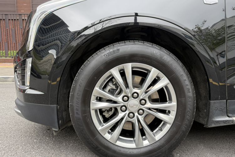 Used Cadillac XT5 2021 2.0T Two-Wheel Drive Luxury Version Exterior 6