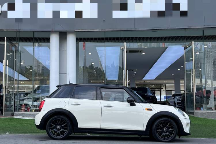 Used MINI MINI 2016 1.5T COOPER Five-Door Edition