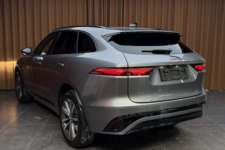 Used Jaguar F-PACE 2024 P250 R-Dynamic SE
