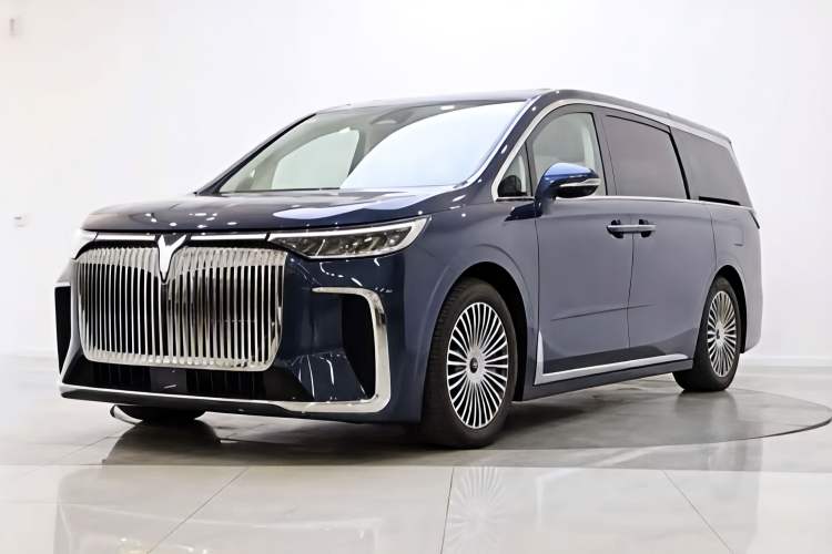 Used VOYAH Dream 2025 PHEV Four-Wheel-Drive Flagship Kunpeng Edition