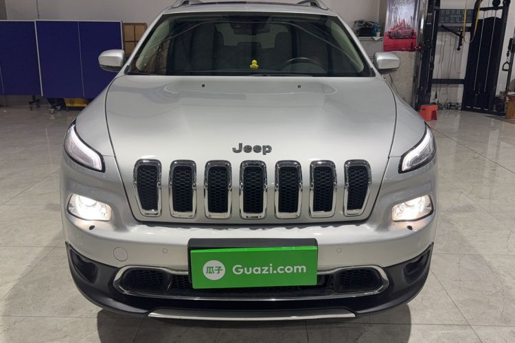 Used Jeep Cherokee 2016 2.4L All-in-One Edition