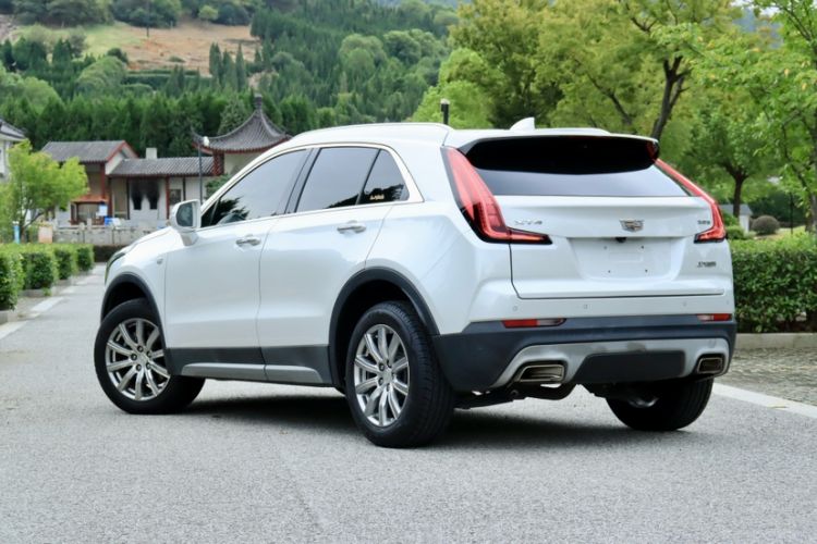 Used Cadillac XT4 2018 28T Two-Wheel Drive Leading Version