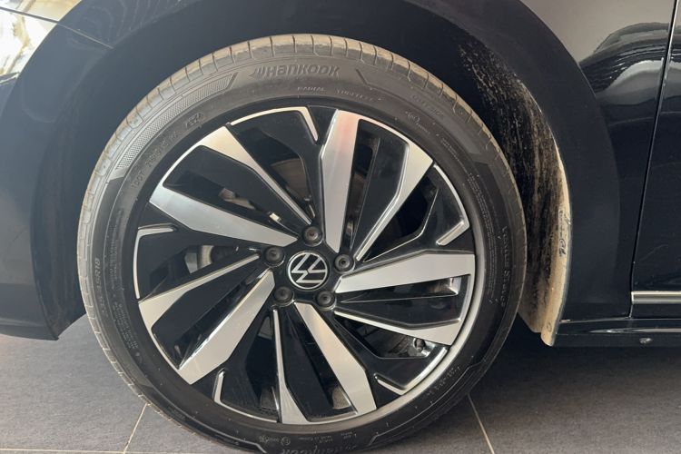 Used Volkswagen Passat 2024 330TSI Elite Edition
