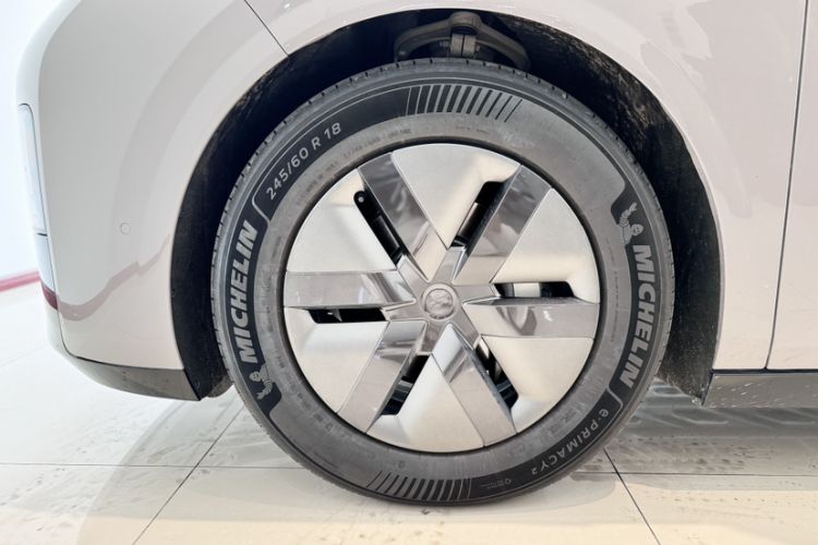 Used Li Auto MEGA 2024 Ultra Model