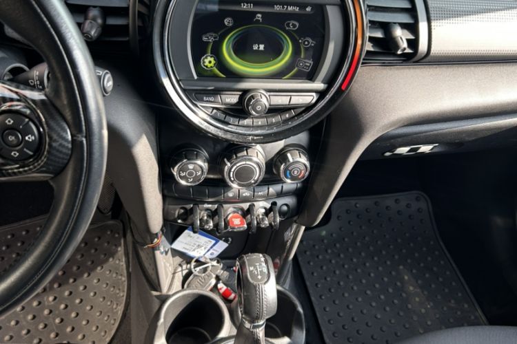 Used MINI MINI 2014 1.5T COOPER Fun
