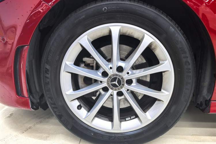 Used Mercedes-Benz A-Class 2019 Restyled A 200 L Sport Sedan Exterior 2