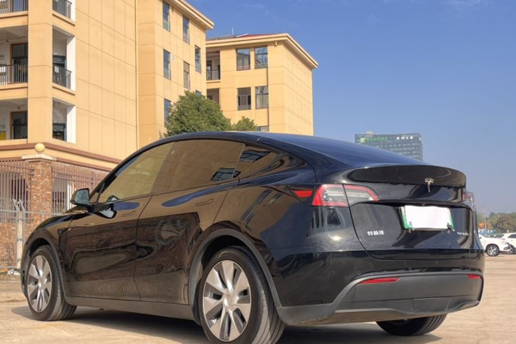 Used Tesla Model Y 2022 Rear-Wheel-Drive Version
