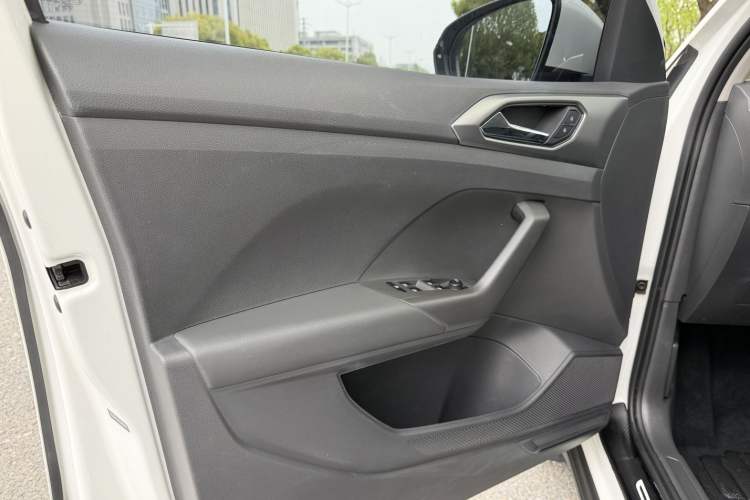 Used Volkswagen T-Cross 2019 280TSI DSG Comfort Edition Interior 9