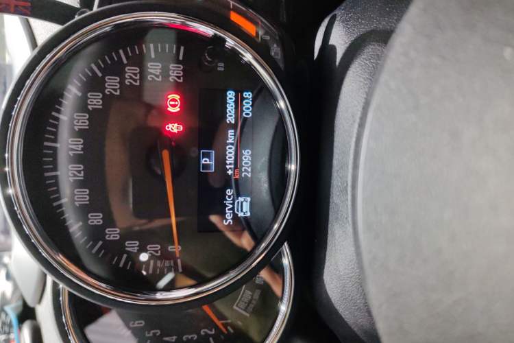 Used MINI 2018 1.5T COOPER Artist Five-Door Edition Odometer Close Up