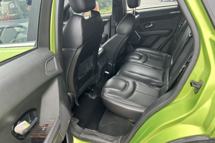 Used Land X7 2015 2.0T Panoramic Prestige Edition