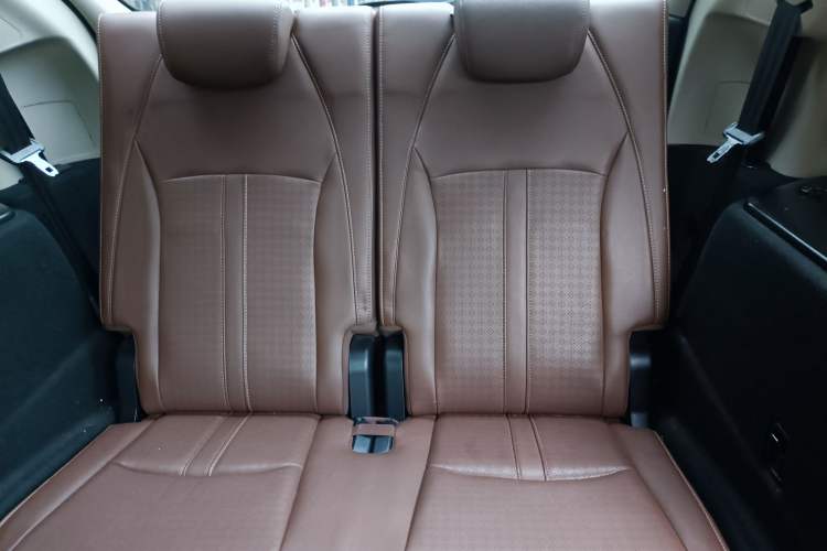 Used BYD S7 2016 2.0T Automatic Prestige Plus