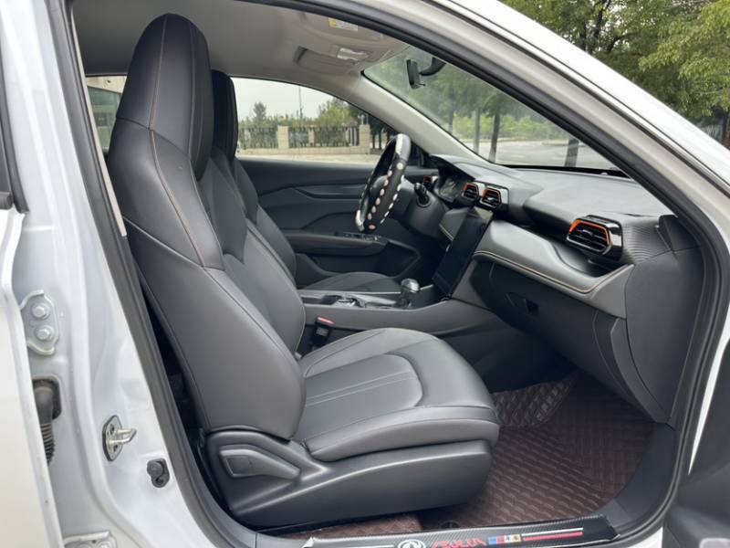 Used Dongfeng Aeolus Yixuan 2024 1.5L Automatic JingSu Edition — 35