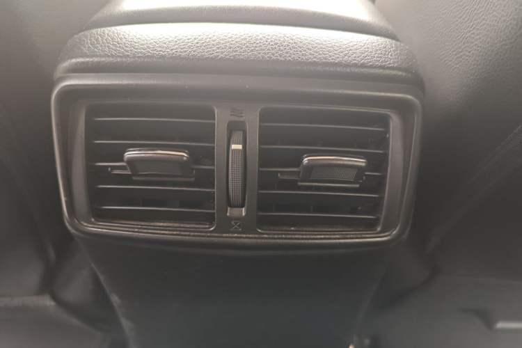 Used Nissan X-Trail 2020 2.5L XL ITS CVT 4WD Deluxe Navigation Edition Interior 9