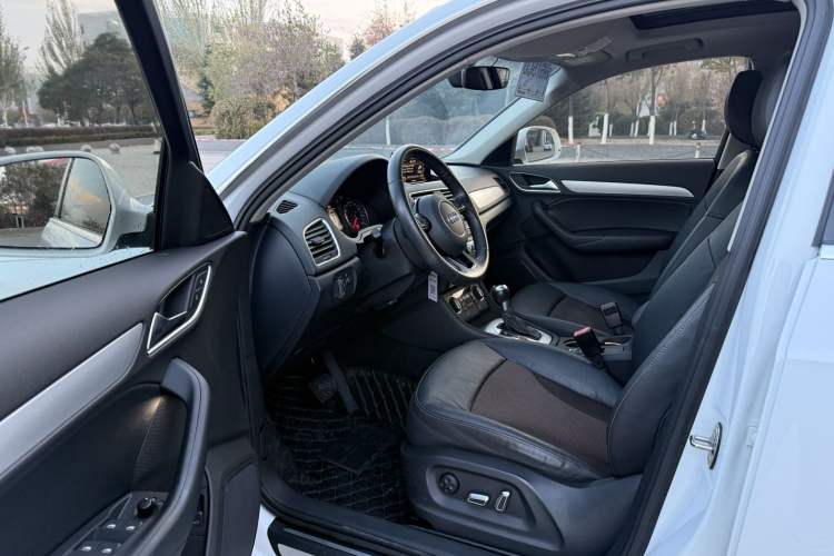 Used Audi Q3 2018 30th Anniversary Edition 30 TFSI Fashion Model