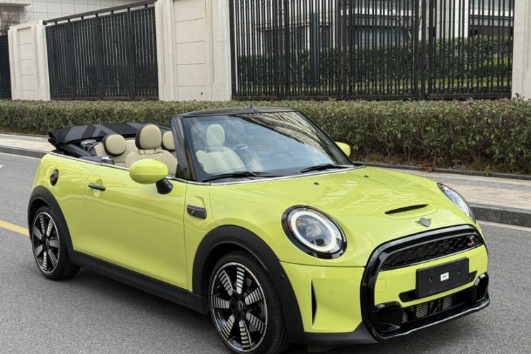 Used MINI 2023 Second Facelift 2.0T COOPER S CABRIO Artist
