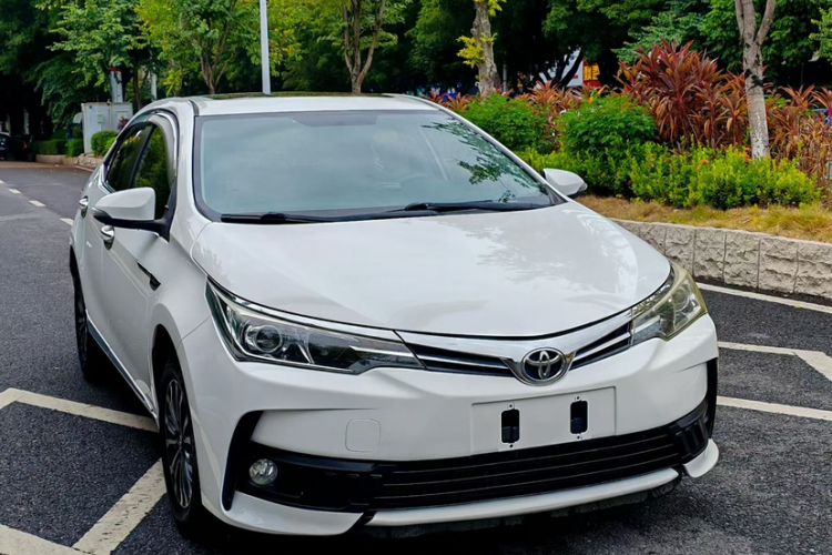 Used Toyota Corolla 2017 Revised Version 1.2T S-CVT GL-i