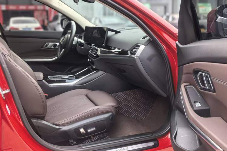 Used BMW i3 2022 eDrive 35 L
