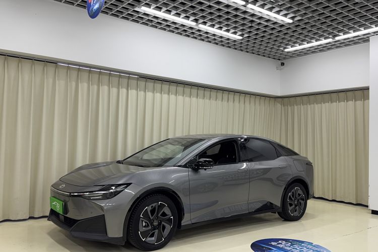 Used Toyota bZ3 2023 517 km Elite PRO