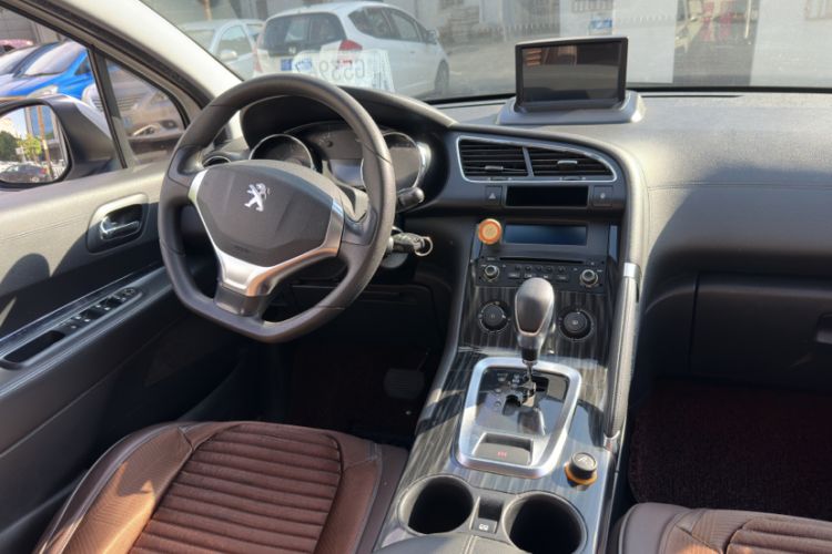 Used Peugeot 3008 2015 2.0L Automatic Classic Edition