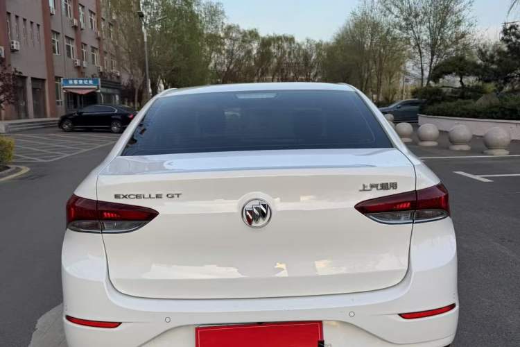 Used Buick GT 2021 1.3T Automatic Mild Hybrid Elite Version Exterior 3