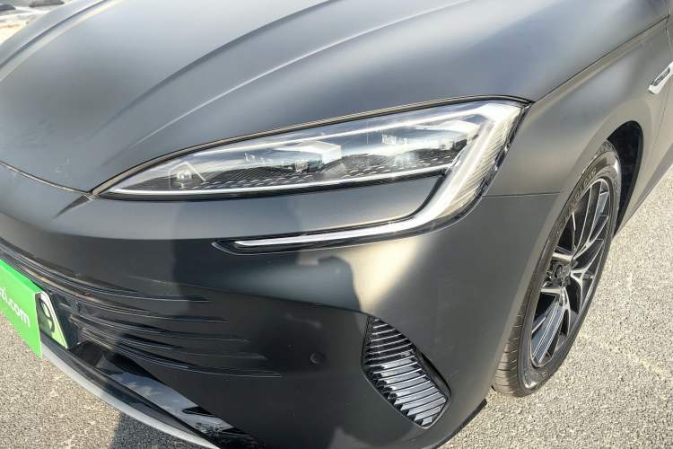 Used BYD Seal 2023 DM-i 1.5T 121km Flagship Model
