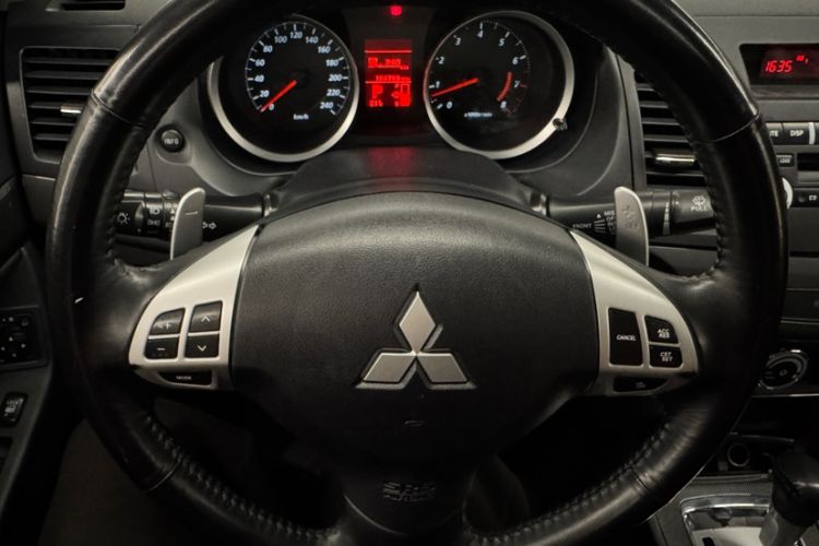 Used Mitsubishi Lancer EX 2011 Chasing Edition 1.8L CVT Luxury Model Interior 7