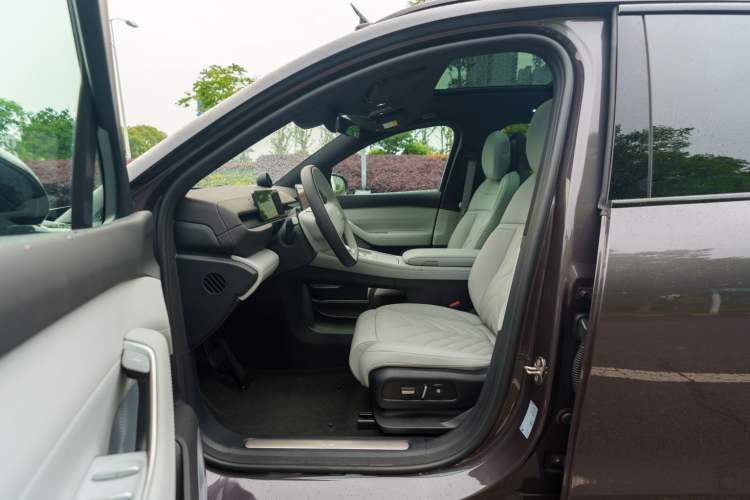 Used Nio ES6 2025 75 kWh
