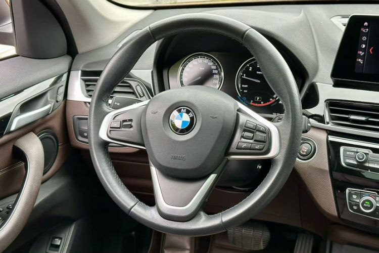 Used BMW X1 2020 sDrive25Li Leading Model Interior 5