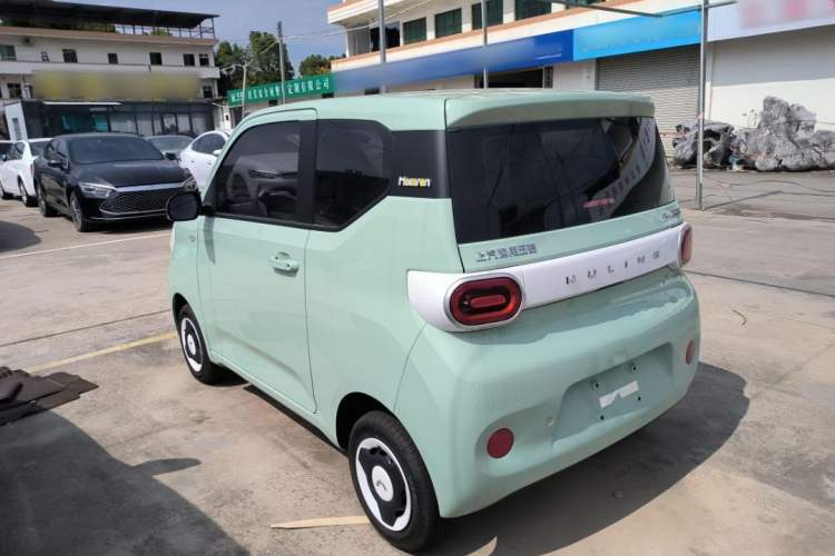 Used Wuling Hongguang MINIEV 2024 3rd Generation 215km Youth Edition Exterior 2