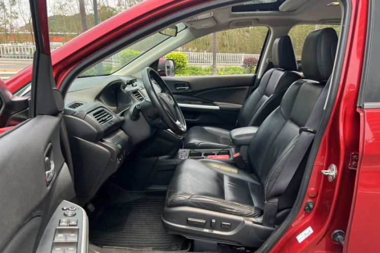 Used Honda CR-V 2015 2.4L two-wheel drive luxury version Left Front Seat