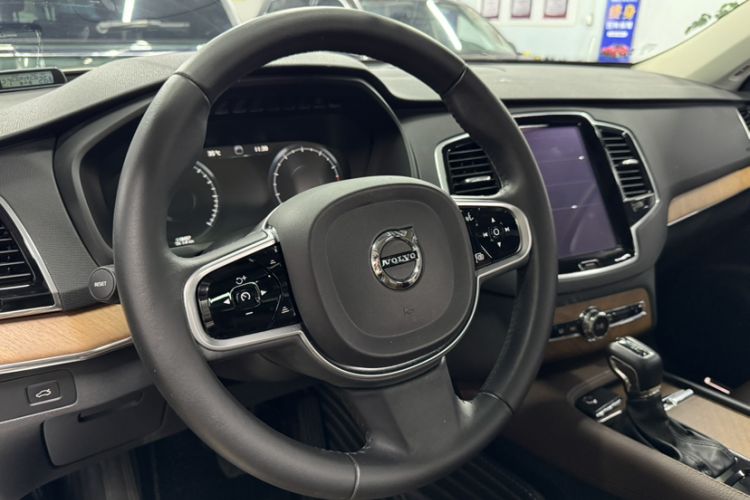 Used Volvo XC90 2019 T6 Zhiyi Edition 7-Seater China V Emission Standard Interior 3