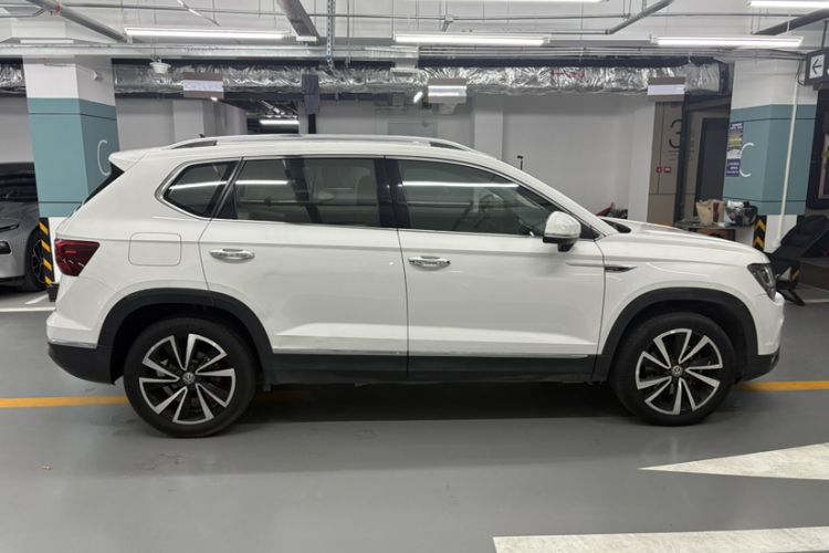 Used Volkswagen Tharu 2019 330TSI Four-Wheel Drive Luxury Edition China VI Standard
