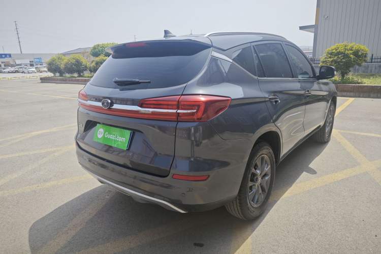 Used BYD Song 2021 Classic Edition 1.5T Automatic Luxury Model Exterior 3