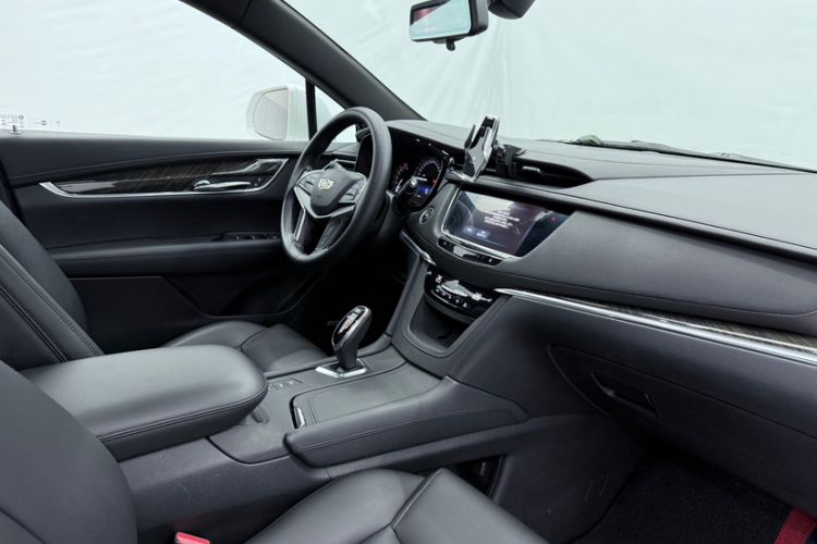 Used Cadillac XT5 2018 28E Four-Wheel Drive Tech Version
