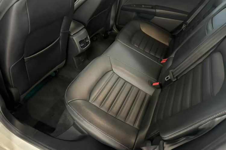 Used Ford Mondeo 2018 EcoBoost 180 Smart Control Fashion Model China VI Standard