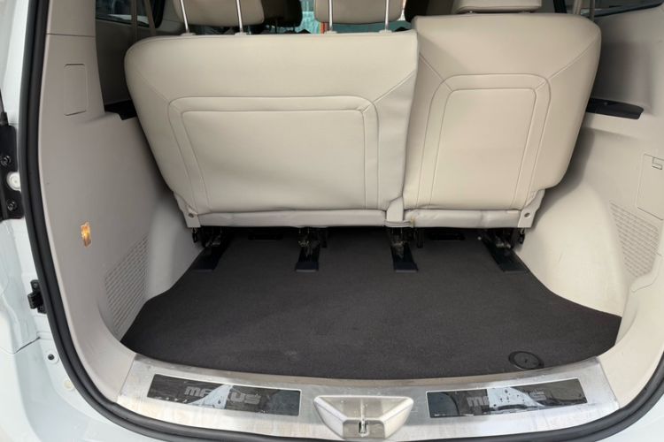 Used SAIC MAXUS G10 2021 2.0T Manual Elite Edition Diesel 7-Seater Interior 5