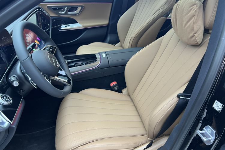 Used Mercedes-Benz E-Class New Energy 2024 E 350 e L Plug-in Hybrid Sedan
