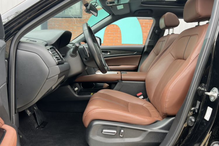 Used Honda UR-V 2020 370TURBO Two-Wheel Drive Luxury Edition Interior 3