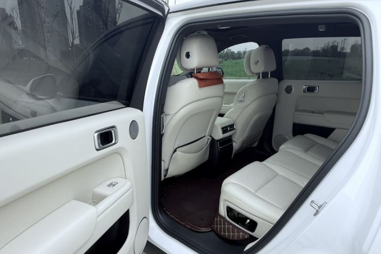 Used Li Auto L7 2023 Air model
