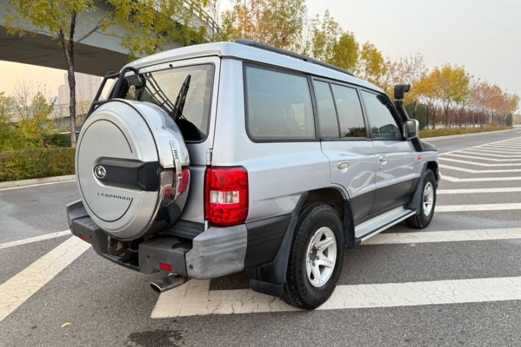 Used Leopaard Q6 2015 2.4L Manual 4x4 Excellence Edition